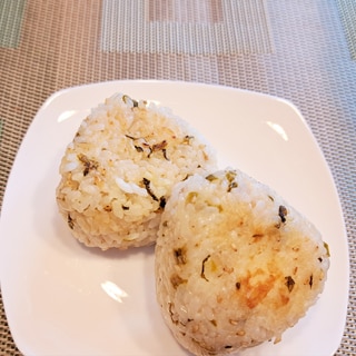 高菜とチーズを入れて！焼きおにぎり